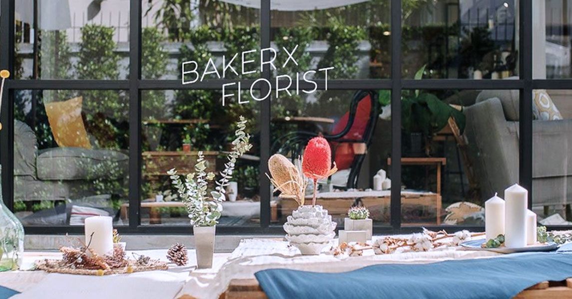 Baker x Florist  ผสานร้านดอกไม้มาสร้างบรรยากาศให้กับคาเฟ่อย่างสุดชิค