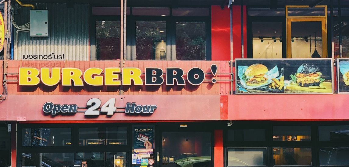 Burger Bro! โฮมเมดเบอร์เกอร์อเมริกันสไตล์ ที่ต้องเรียกว่า "พี่"